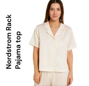 Nordstrom Rack | Women's Pajama Top Sleepwear | Peach/Cream | Small  NWOT